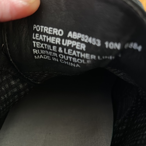 Gorgeous suede Abeo short boots! - Picture 5 of 5